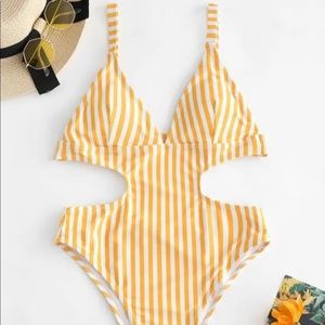 DONATING SOON- Zaful Striped High Leg Monokini Swimsuit